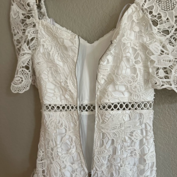 White Lace Ruffled Midi Dress Small - Picture 7 of 7